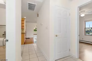 130 N 7th St, Saddle Brook Township, NJ 07663 - Photo 28