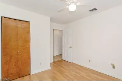 130 N 7th St, Saddle Brook Township, NJ 07663 - Photo 24