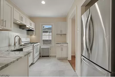 56 Pine Street, Verona, NJ 07044 - Photo 6