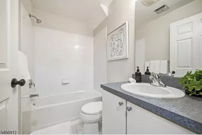 349 Wilshire Dr, Nutley, NJ 07110 - Photo 40