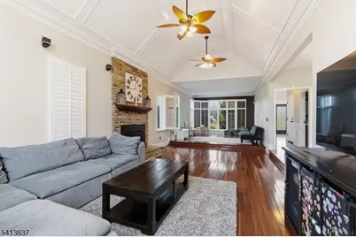 8 Spring Hunter Ct, Green Township, NJ 07821 - Photo 12