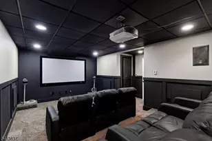 8 Spring Hunter Ct, Green Township, NJ 07821 - Photo 18