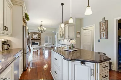 8 Spring Hunter Ct, Green Township, NJ 07821 - Photo 10