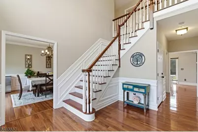 8 Spring Hunter Ct, Green Township, NJ 07821 - Photo 4