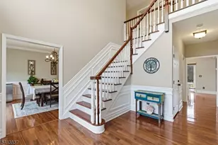 8 Spring Hunter Ct, Green Township, NJ 07821 - Photo 4