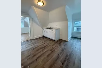 116 N Essex Ave, Orange, NJ 07050 - Photo 14