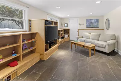 947 Cherry Hill Rd, Montgomery Township, NJ 08540 - Photo 16