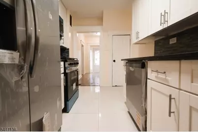 844 S 14th St, Newark, NJ 07108 - Photo 8