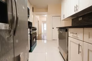 844 S 14th St, Newark, NJ 07108 - Photo 8