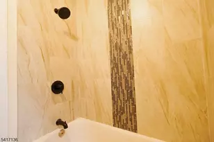 844 S 14th St, Newark, NJ 07108 - Photo 16