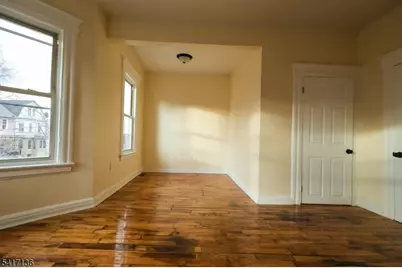 844 S 14th St, Newark, NJ 07108 - Photo 20