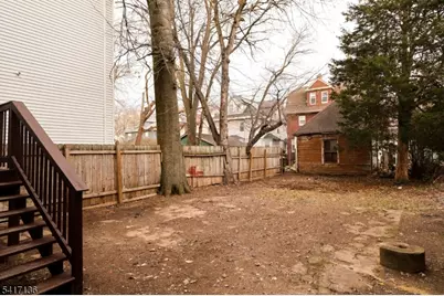 844 S 14th St, Newark, NJ 07108 - Photo 30
