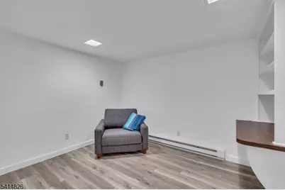 206 Cokesbury Rd, Tewksbury Township, NJ 08833 - Photo 24