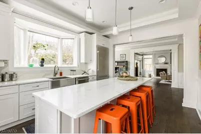 119 Stonebridge Rd, Montclair, NJ 07042 - Photo 10