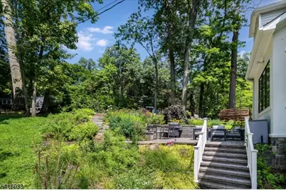 119 Stonebridge Rd, Montclair, NJ 07042 - Photo 46