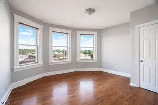 76 Halstead St, Newark, NJ 07106 - Photo 4