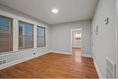 76 Halstead St, Newark, NJ 07106 - Photo 12