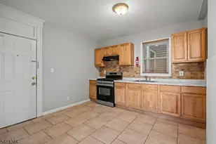 76 Halstead St, Newark, NJ 07106 - Photo 6