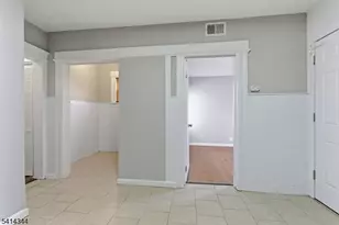 76 Halstead St, Newark, NJ 07106 - Photo 8