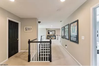 18 Laurel Ct, Branchburg Township, NJ 08876 - Photo 20