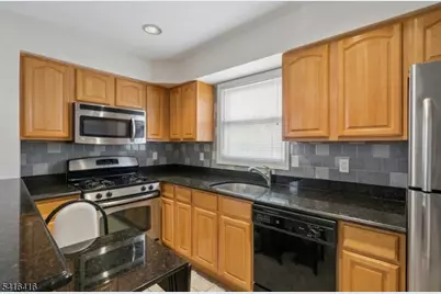 382 Morris Ave #A-2, Summit, NJ 07901 - Photo 4