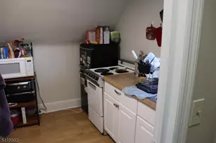 327 Valley St, South Orange, NJ 07079 - Photo 10