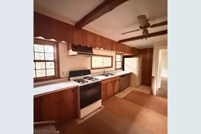 76 Valley View Rd, High Bridge, NJ 08829 - Photo 10