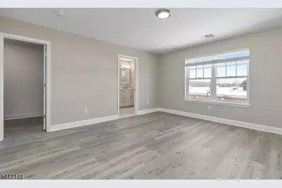 150 N Auten Ave, Somerville, NJ 08876 - Photo 18