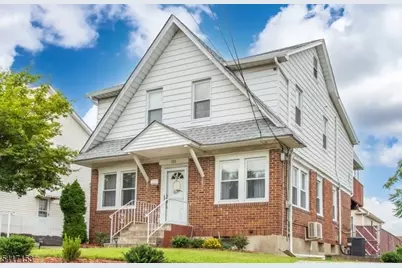 108 Jefferson Pl, Totowa, NJ 07512 - Photo 2