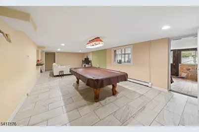 220 Horseshoe Rd, Berkeley Heights Township, NJ 07922 - Photo 8