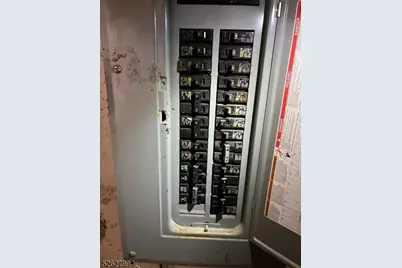 33 Riveredge Dr, Fairfield, NJ 07004 - Photo 26