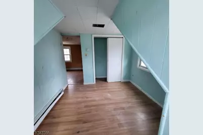 33 Riveredge Dr, Fairfield, NJ 07004 - Photo 20