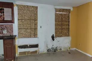 33 Riveredge Dr, Fairfield, NJ 07004 - Photo 8