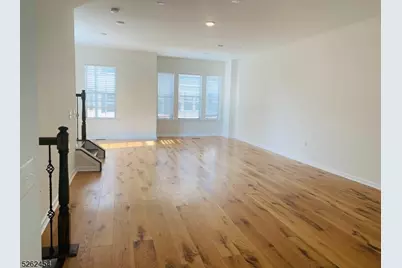 17 Braeburn Ct, Livingston, NJ 07039 - Photo 10