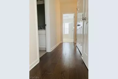 17 Braeburn Ct, Livingston, NJ 07039 - Photo 14