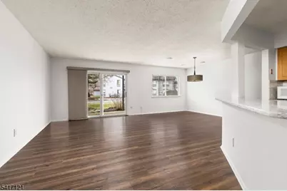 244 Drake Ln, Roxbury Township, NJ 07852 - Photo 6