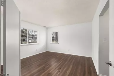 244 Drake Ln, Roxbury Township, NJ 07852 - Photo 20