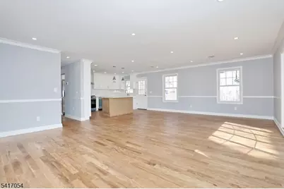 133 E Church St, Bergenfield, NJ 07621 - Photo 6