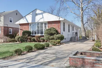 133 E Church St, Bergenfield, NJ 07621 - Photo 30