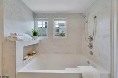 40 Cross St, Montclair, NJ 07042 - Photo 32