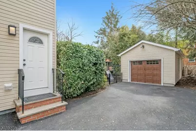 40 Cross St, Montclair, NJ 07042 - Photo 44