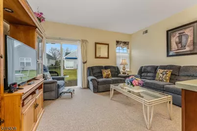 95 Kensington Cir, White Township, NJ 07823 - Photo 18