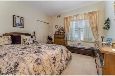 95 Kensington Cir, White Township, NJ 07823 - Photo 24