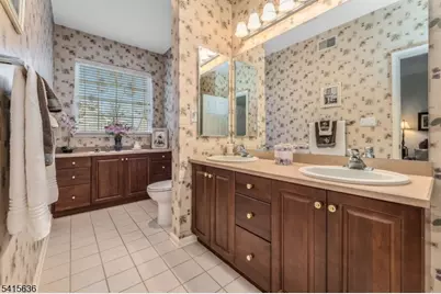 95 Kensington Cir, White Township, NJ 07823 - Photo 22