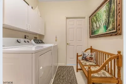 95 Kensington Cir, White Township, NJ 07823 - Photo 26