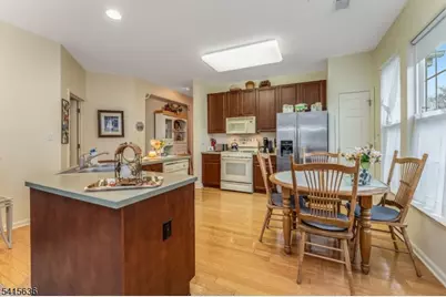 95 Kensington Cir, White Township, NJ 07823 - Photo 16