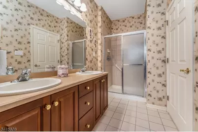 95 Kensington Cir, White Township, NJ 07823 - Photo 22