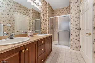 95 Kensington Cir, White Township, NJ 07823 - Photo 22