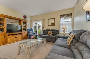 95 Kensington Cir, White Township, NJ 07823 - Photo 16