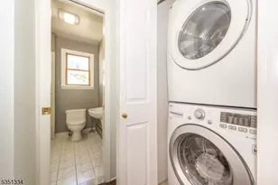 53 Laurel Dr, Wayne, NJ 07470 - Photo 20